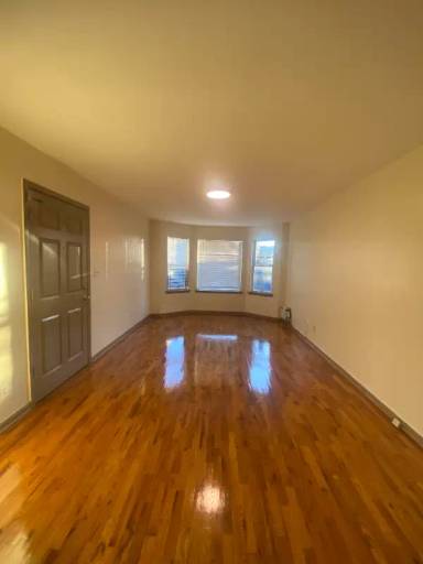 Main picture of 399 New St