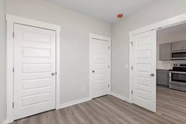Main picture of 800 Old Town Cir