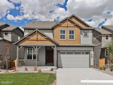 Main picture of 470 Hyde Park Cir
