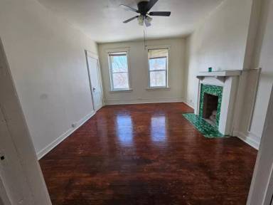 Main picture of 4656 Michigan Ave