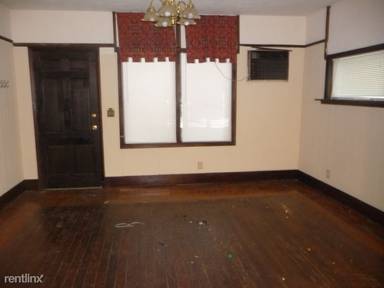 Main picture of 420 W Stadium Ave