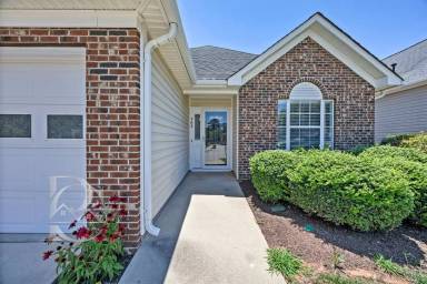 Main picture of 508 Lanesborough Dr