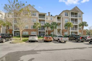 Main picture of Campfield Condominium