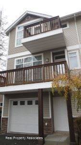 Main picture of 916 N 200th St