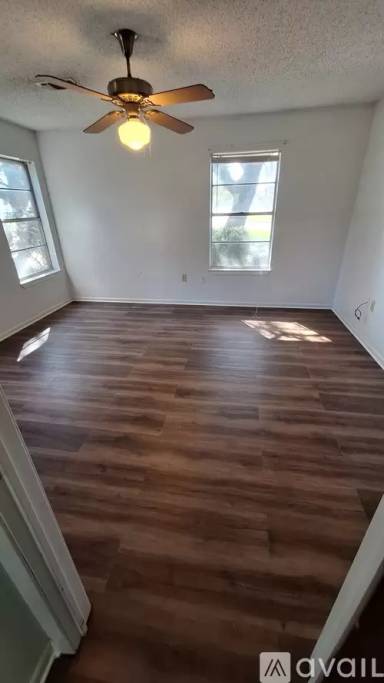 Main picture of 1003 S Broad St