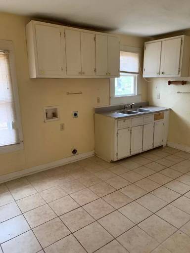 Main picture of 1542 Lash St