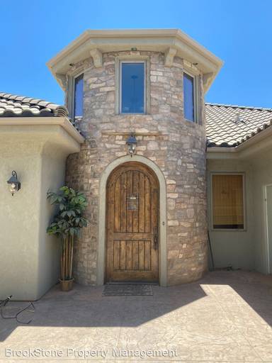 Main picture of 991 Mulberry Dr