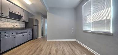 Main picture of 516 East Dr