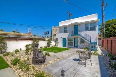 Main picture of 4685 Hamilton St