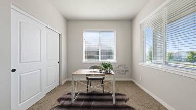 Main picture of 2292 Morris Ave