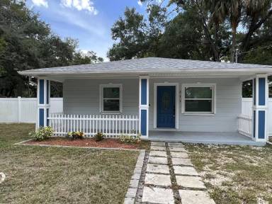 Main picture of 311 E Selma Ave