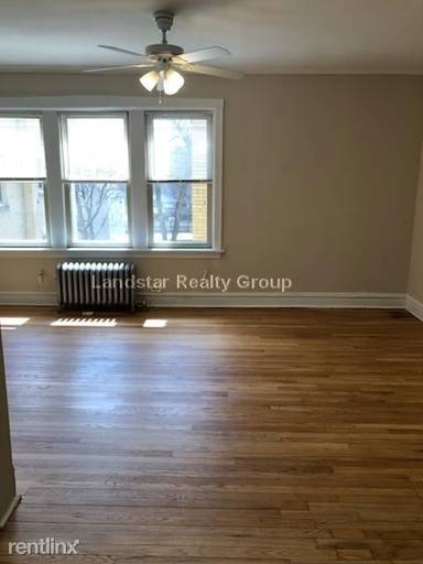 Main picture of 2954 W Belle Plaine Ave