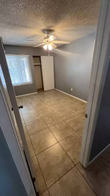 Main picture of 1253 S Revere