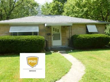 Main picture of 116 S Bryan Ave