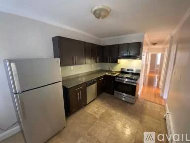 Main picture of 35 Harold St