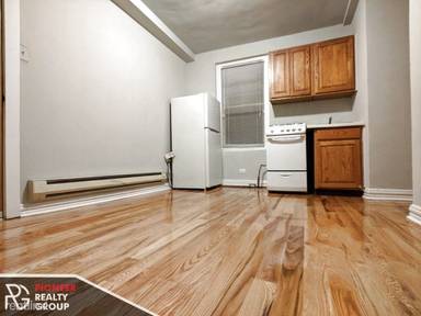 Main picture of Roscoe Apartments