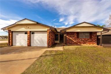 Main picture of 101 Aspen Dr