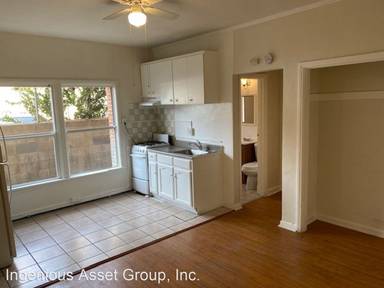 Main picture of 1812 W 5th St