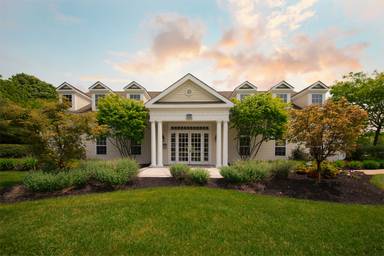 Main picture of The Charles Bellingham