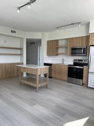 Main picture of 405 NE 8th St