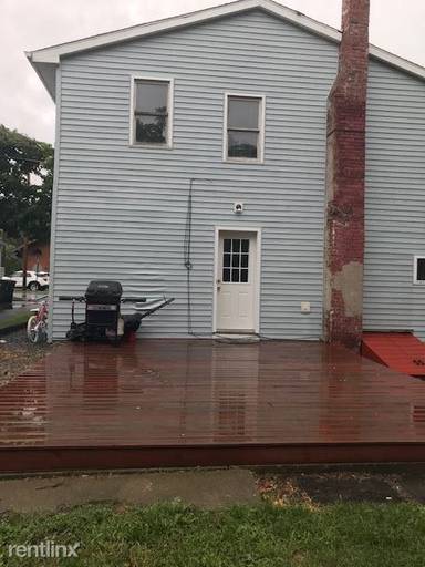 Main picture of 309 W Broad St