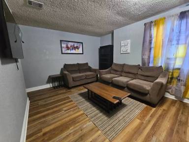 Main picture of 720 Texas Ave