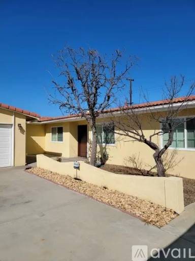 Main picture of 19529 Bluffwood St