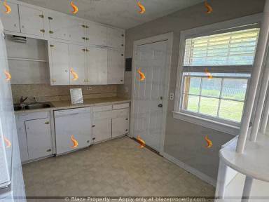 Main picture of 2024 S Lipscomb St