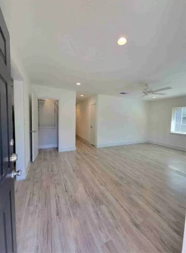Main picture of 5807 Mojave Dr