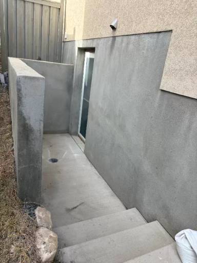 Main picture of 8665 N Franklin Dr