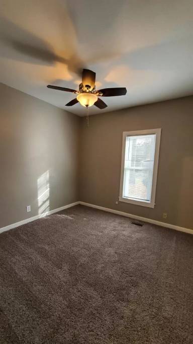 Main picture of 6002 Saint Paul Ave