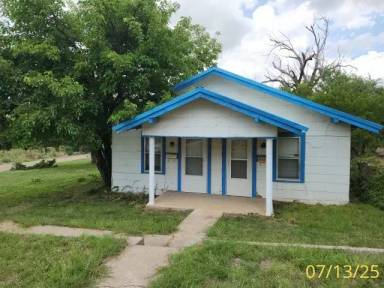 Main picture of 438 Crest Ave
