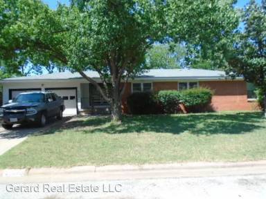 Main picture of 2500 S 35th St