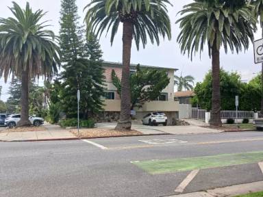 Main picture of 1025 Idaho Ave