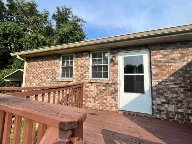 Main picture of 1112 N Graycroft Ave