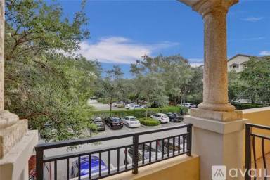 Main picture of 16100 Emerald Estates Dr
