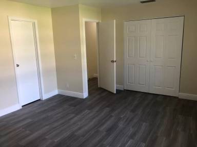 Main picture of Cross Briar