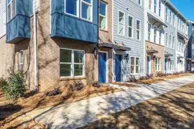 Main picture of 3023 Jolene Ct