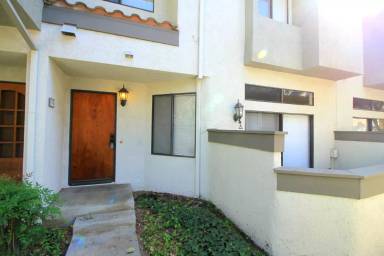 Main picture of 74 Willowcrest Ln