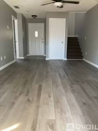 Main picture of 17423 Dumont Dr