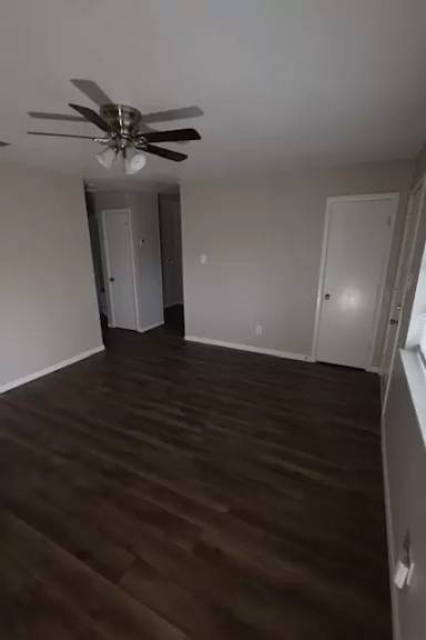 Main picture of 1118 W 21st St