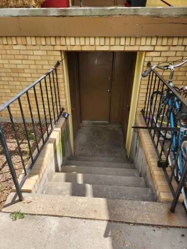 Main picture of 16462 E 13th Pl
