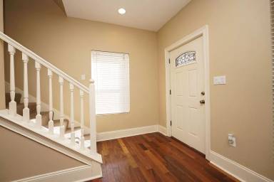 Main picture of 239 Inverrary Dr