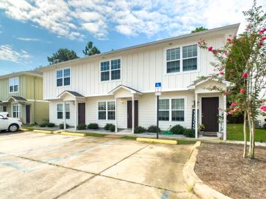 Main picture of Crepe Myrtle Townhouses