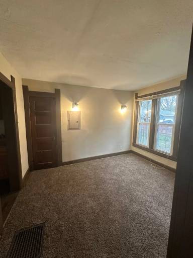 Main picture of 1404 Highland ave Janesville - 2