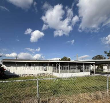 Main picture of 2906 Rossi Ln