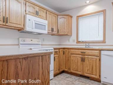 Main picture of Candle Park South Townhomes