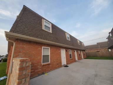Main picture of 3509 Golden Drive - C