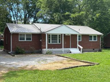 Main picture of 2022 Cypress Dr