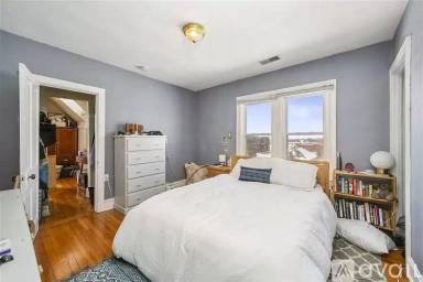 Main picture of 413 S Baldwin St